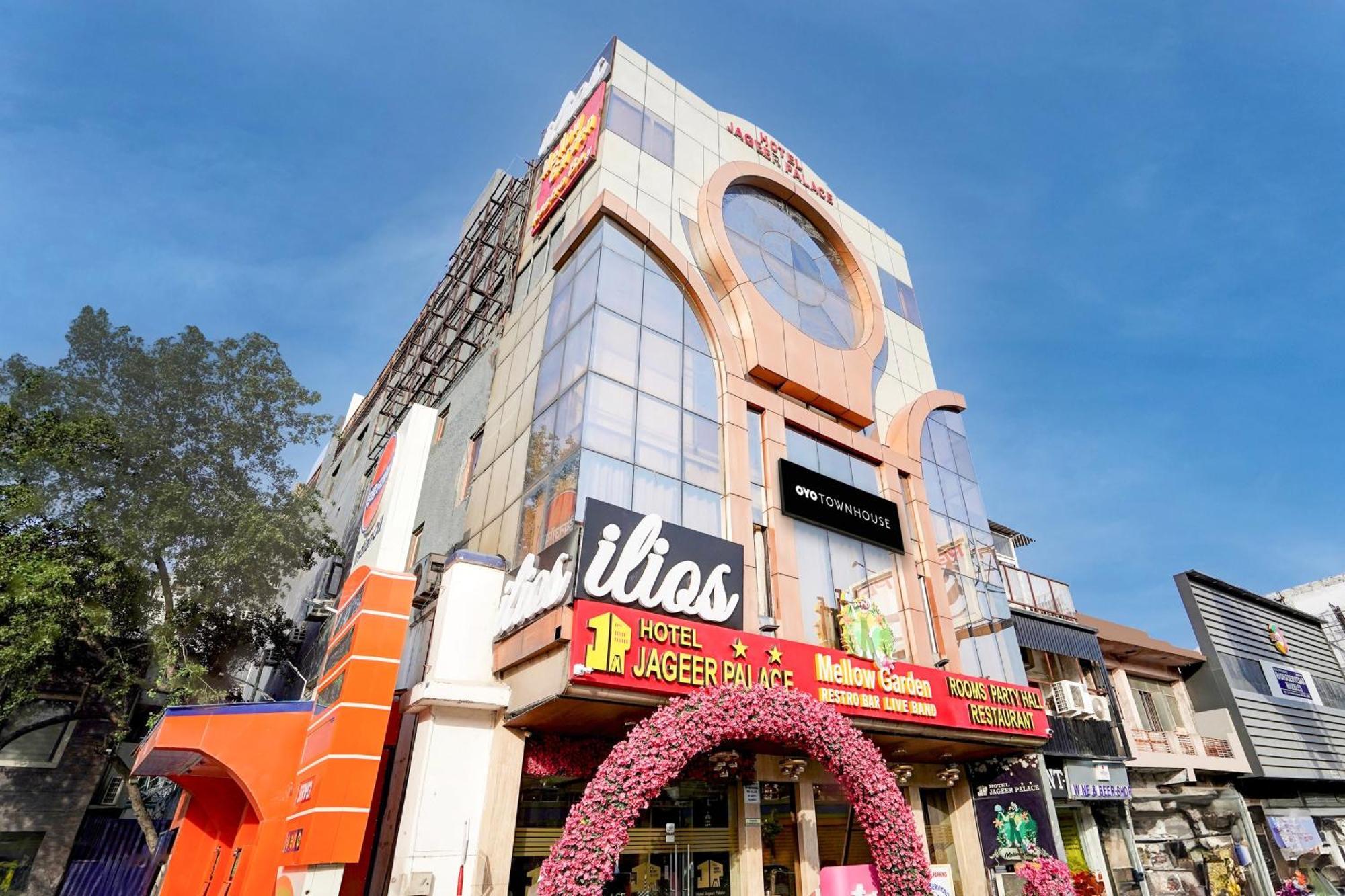 Super Townhouse Jageer Palace Near Mayapuri Chowk Neu-Delhi Exterior foto